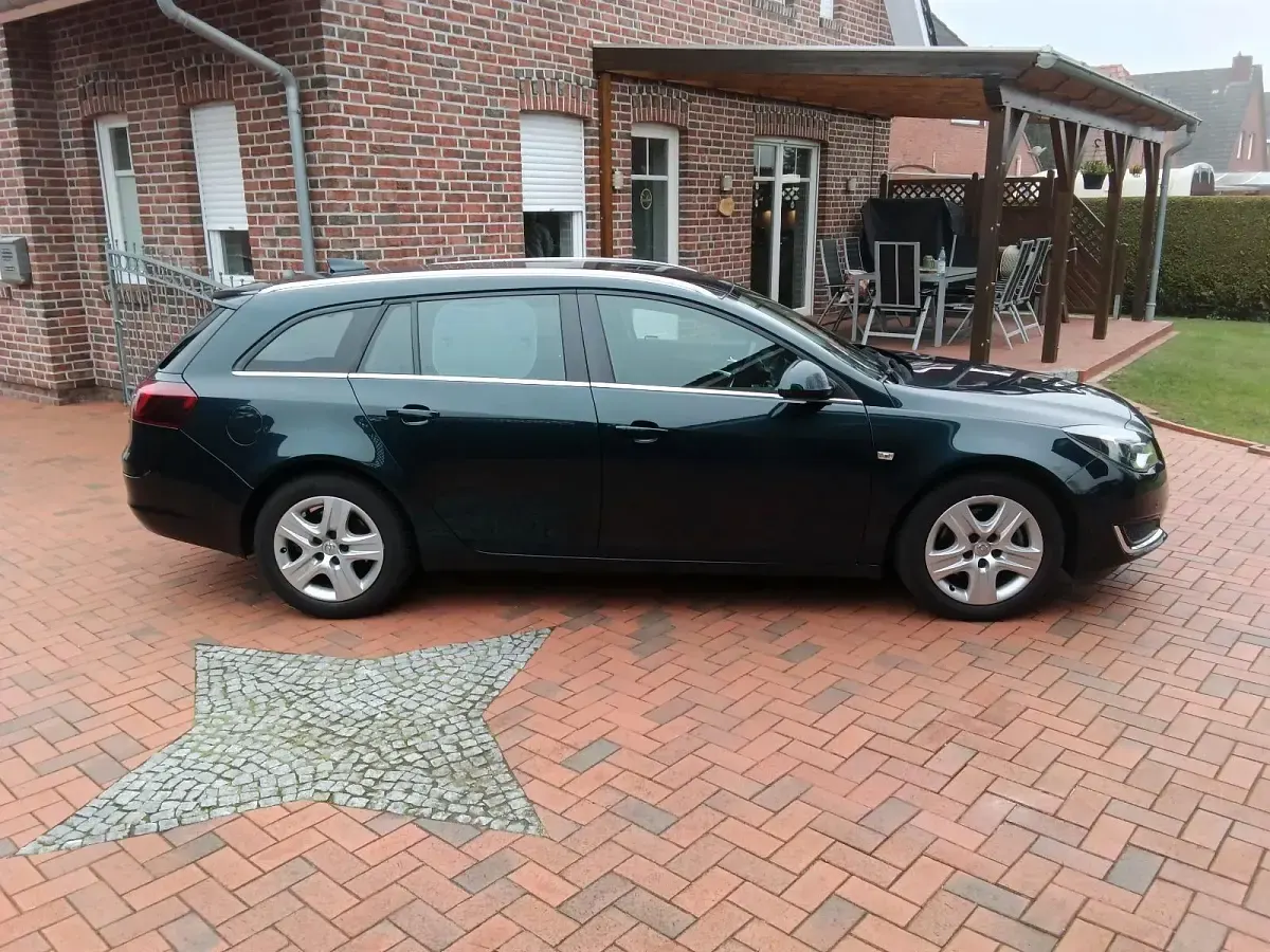 Używany Opel Insignia 170 KM (125 kW) 2016 Zielony Kombi