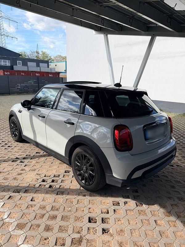 Gebraucht Mini Cooper 136 PS (100 kW) 2023 Beige Kleinwagen