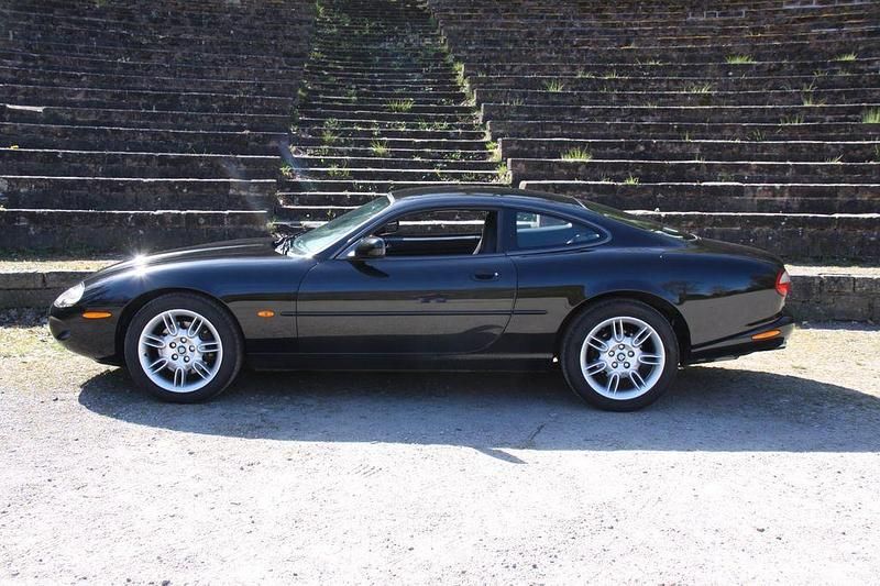 Gebraucht Jaguar XK8 284 PS (208 kW) 2000 Schwarz Coupé