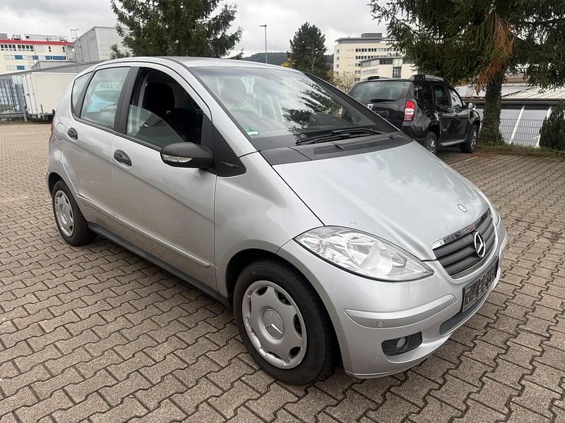 Silber Gebraucht 2005 Mercedes A150 Kleinwagen | 1.399 € (Guter Preis) - Bild 1/4