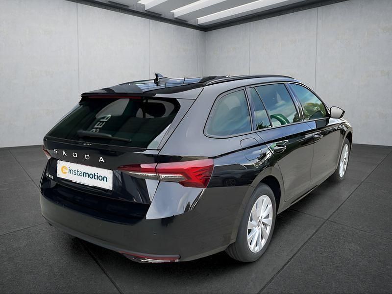 Neu Skoda Octavia 150 PS (110 kW) 2025 Schwarz Kombi