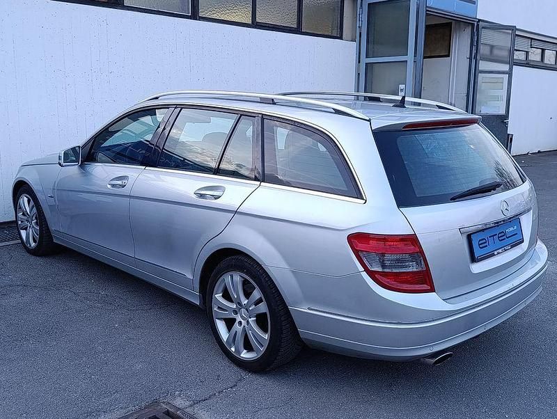 Second-hand Mercedes C220 Avantgarde 170 CP (125 kW) 2008 Argintiu Break