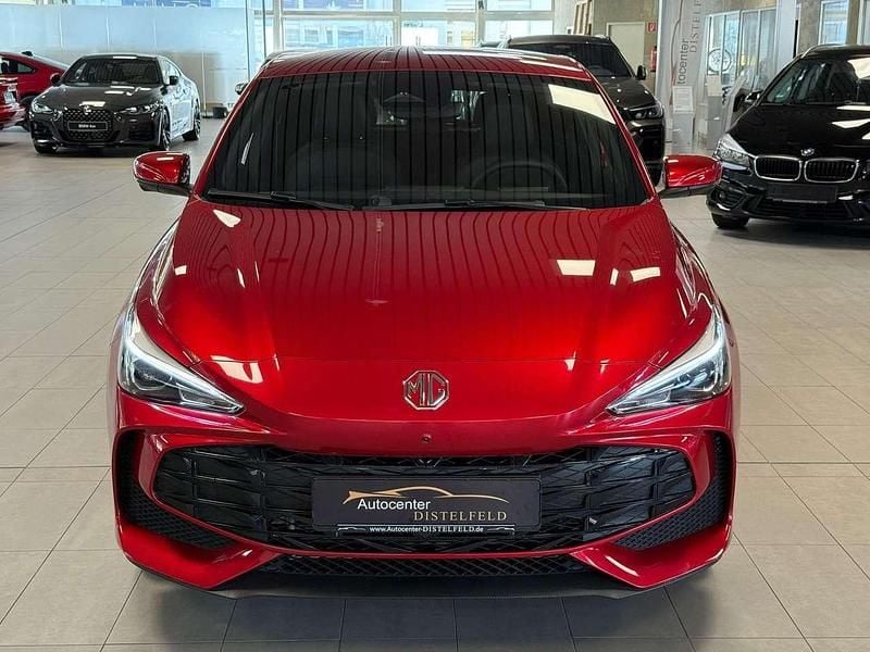 Neu MG MG3 Luxury 194 PS (142 kW) 2026 Diamond red Kleinwagen
