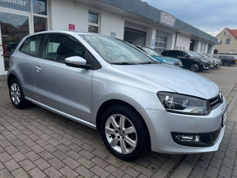 Silber Gebraucht 2010 VW Polo Highline Kleinwagen | 7.399 € (Etwas zu teuer) - Bild 1/4