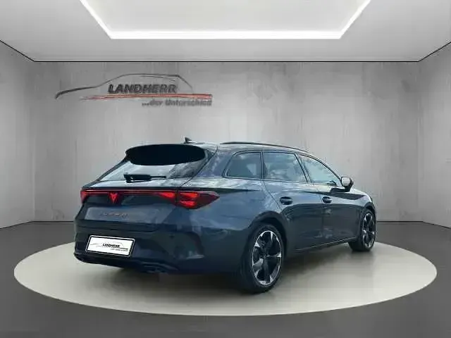 Neu Cupra Leon 150 PS (110 kW) 2026 Schwarz