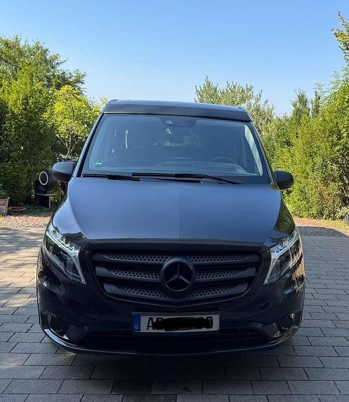 Grau Gebraucht 2020 Mercedes V220 Marco Polo Van / Kleinbus | 47.000 € (Superpreis) - Bild 1/4