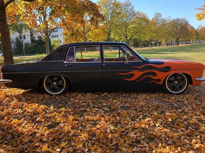 Używany Opel Admiral 145 KM (106 kW) 1971 Sedan/Limuzyna