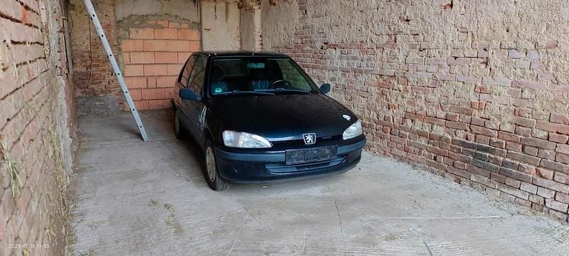 Schwarz Gebraucht 2002 Peugeot 106 Kleinwagen | 499 € (Superpreis) - Bild 1/4