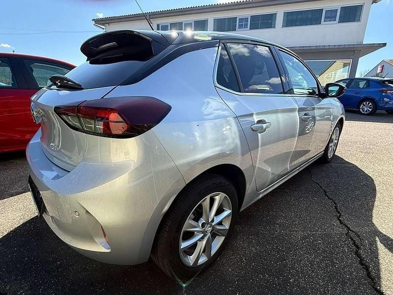 Gebraucht Opel Corsa Elegance 101 PS (74 kW) 2023 Aluminium silb/kristall silb Kleinwagen