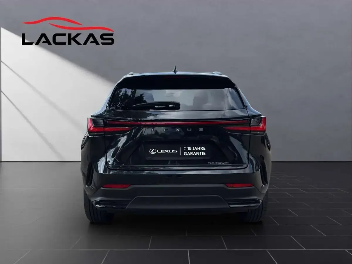 Gebraucht Lexus NX450h+ E-FOUR 292 PS (214 kW) 2024 Schwarz SUV