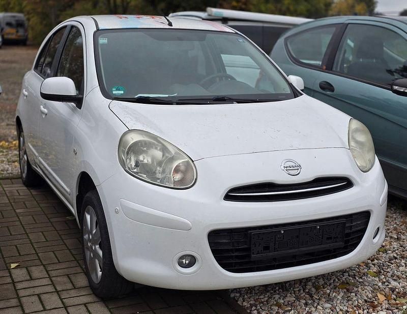 Weiß Gebraucht 2011 Nissan Micra Acenta Kleinwagen | 1.690 € (Superpreis) - Bild 1/4