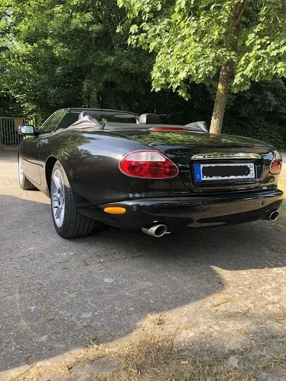 Gebraucht Jaguar XK8 284 PS (208 kW) 2001 Schwarz Cabrio