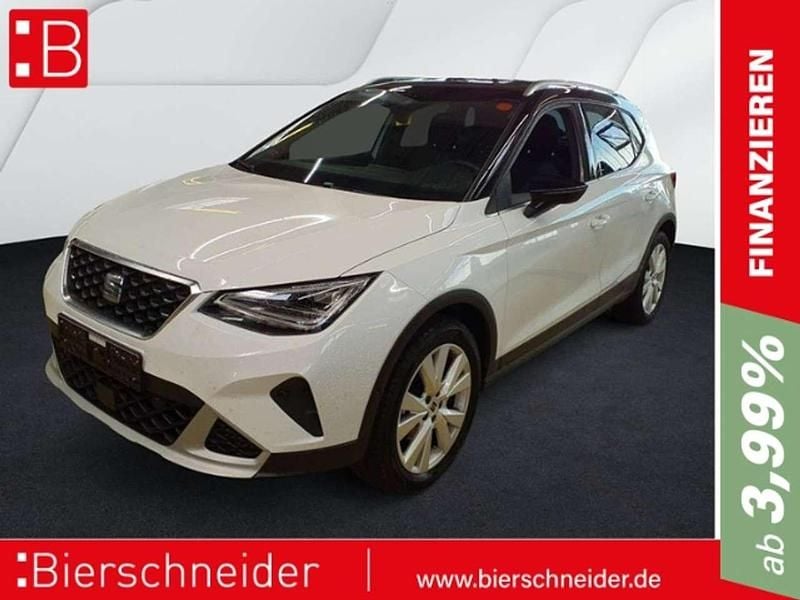 Weiss Gebraucht 2025 Seat Arona Xperience SUV | 23.450 € (Fairer Preis) - Bild 1/4
