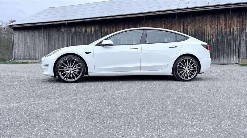 Gebraucht Tesla Model 3 366 kW (498 PS) 2022 Limousine