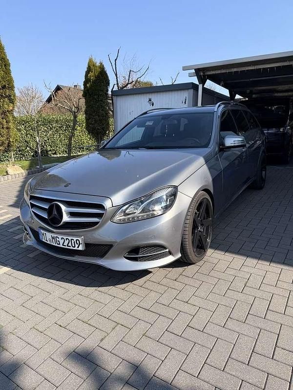 Gebraucht Mercedes E200 Edition 184 PS (135 kW) 2014 Kombi
