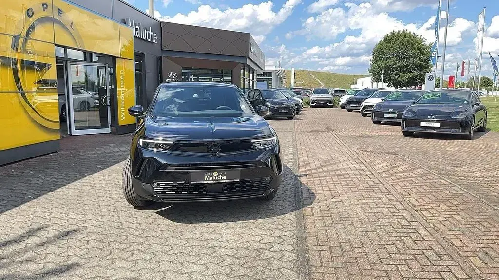 Gebraucht Opel Mokka 136 PS (100 kW) 2024 Karbon schwarz (metallic) SUV