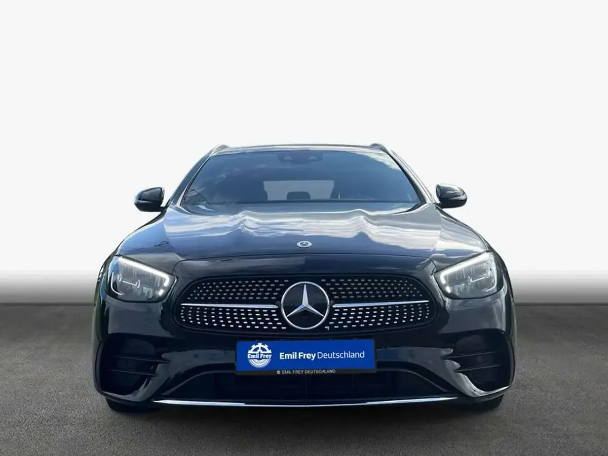 Gebraucht Mercedes E200 200 PS (147 kW) 2023 Schwarz  unilack Kombi