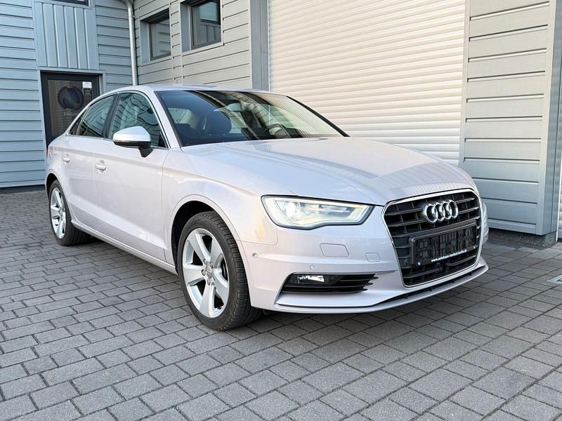 Gebraucht Audi A3 Sport 179 PS (131 kW) 2014 Grau Kleinwagen