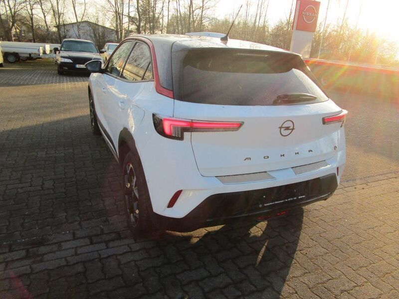 Gebraucht Opel Mokka-e GS Line 100 kW (136 PS) 2021 Weiß SUV
