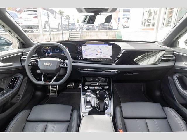 Gebraucht Audi A5 Ambiente 204 PS (150 kW) 2025 Mythosschwarz metallic Kombi