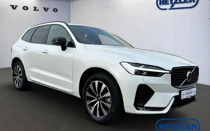 Gebraucht Volvo XC60 Plus 197 PS (144 kW) 2023 Weiß SUV