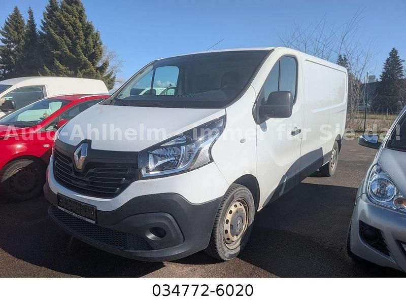 Gebraucht Renault Trafic Komfort 120 PS (88 kW) 2018 Weiß Van / Kleinbus