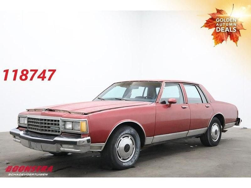 Rot Gebraucht 1983 Chevrolet Caprice Limousine | 3.875 € - Bild 1/4