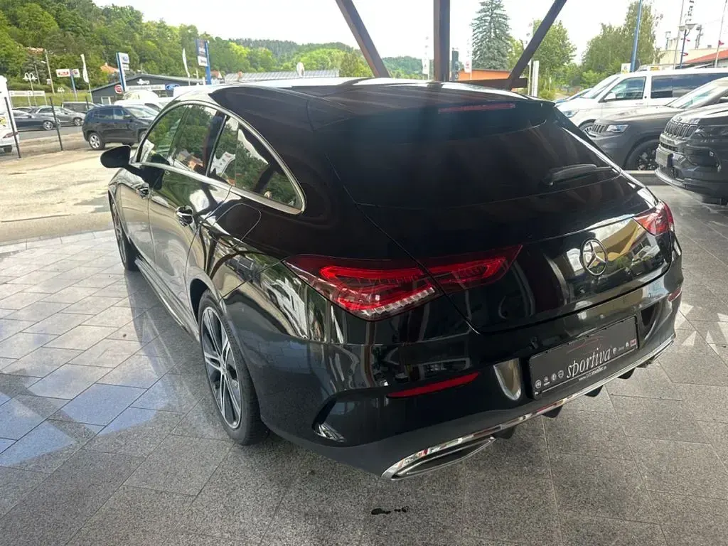 Gebraucht Mercedes CLA200 163 PS (119 kW) 2022 Schwarz Coupé