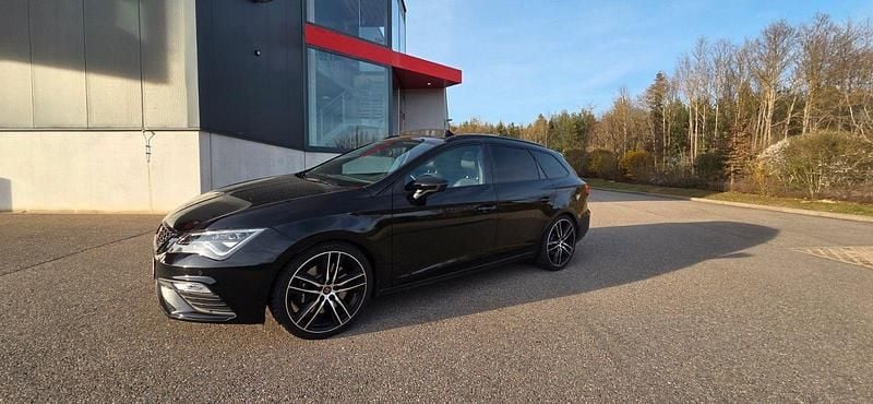 Gebraucht Seat Leon 4Drive 300 PS (220 kW) 2020 Schwarz Kombi