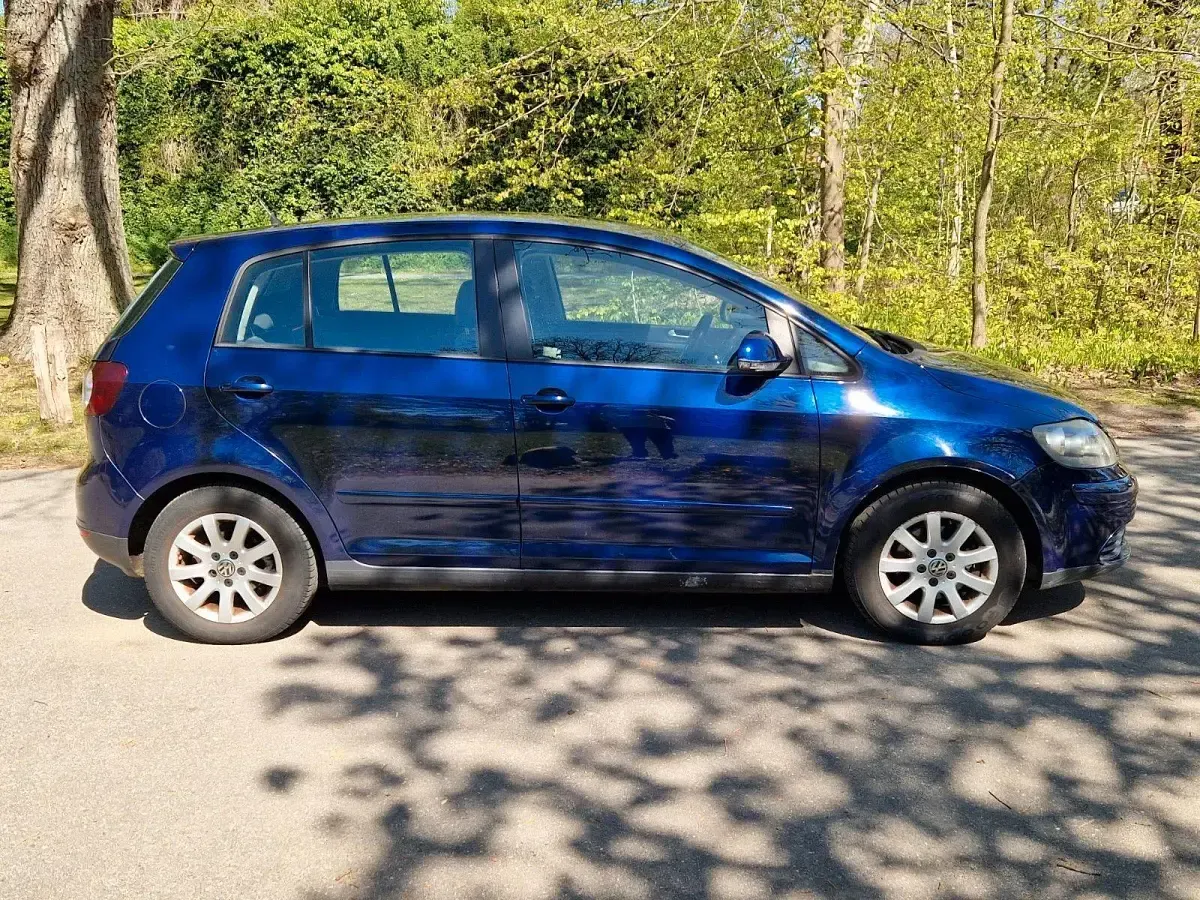 Gebraucht VW Golf Plus Cross Comfortline 75 PS (55 kW) 2006 Blau Van / Kleinbus