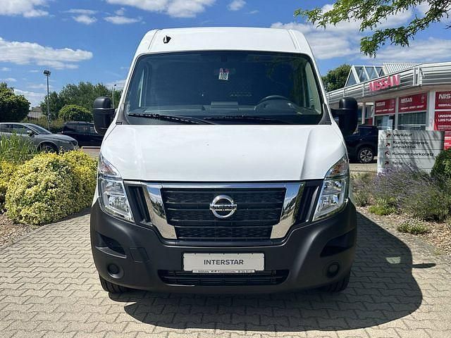 Gebraucht Nissan Interstar Acenta 150 PS (110 kW) 2024 Mineral white Van