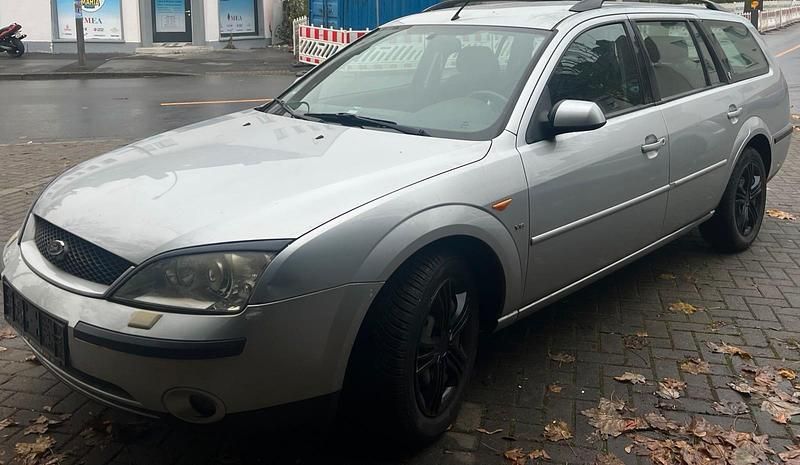 Silber Gebraucht 2002 Ford Mondeo Ghia Kombi | 1.200 € (Guter Preis) - Bild 1/4