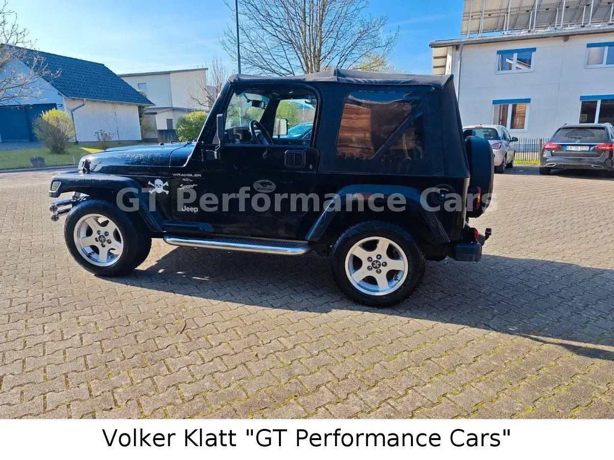 Gebraucht Jeep Wrangler Sport 177 PS (130 kW) 2000 Schwarz SUV