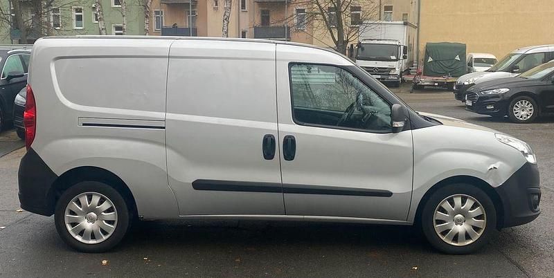Gebraucht Opel Combo 105 PS (77 kW) 2016 Grau Van / Kleinbus