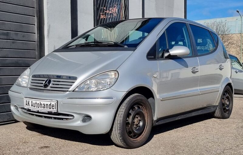 Grau Gebraucht 2001 Mercedes A160 Avantgarde Van / Kleinbus | 890 € (Superpreis) - Bild 1/4