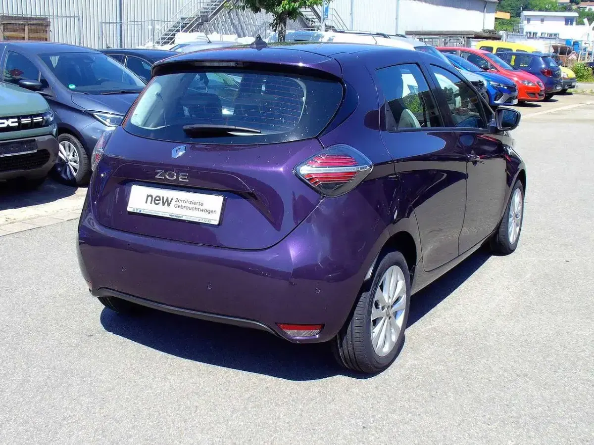 Gebraucht Renault Zoe Experience 80 kW (109 PS) 2022 Heidelbeerlila Kleinwagen