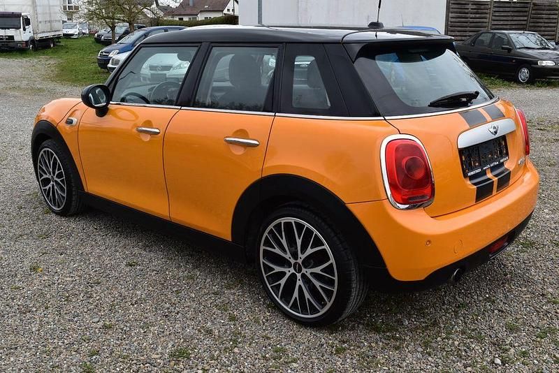 Second-hand Mini Cooper 136 CP (100 kW) 2015 Portocaliu Hatchback