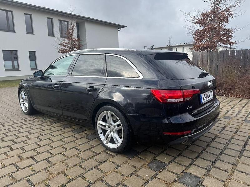 Gebraucht Audi A4 S-Line 150 PS (110 kW) 2015 Schwarz Kombi