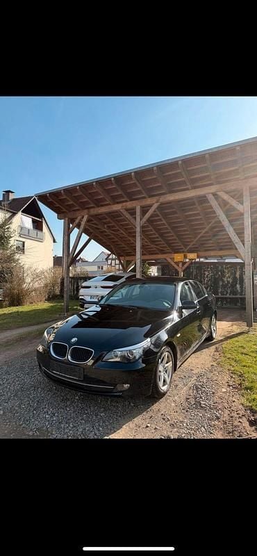 Gebraucht BMW 520 170 PS (125 kW) 2008 Schwarz Limousine