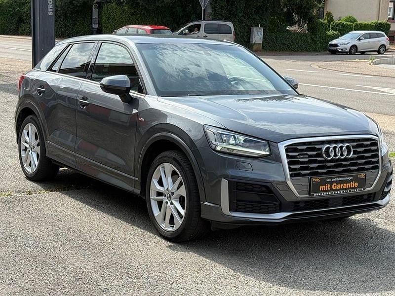 Gebraucht Audi Q2 S-Line 190 PS (139 kW) 2018 Grau SUV