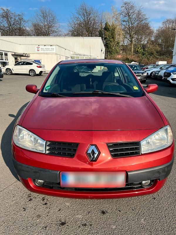 Gebraucht Renault Mégane II 105 PS (77 kW) 2005 Rot Coupé
