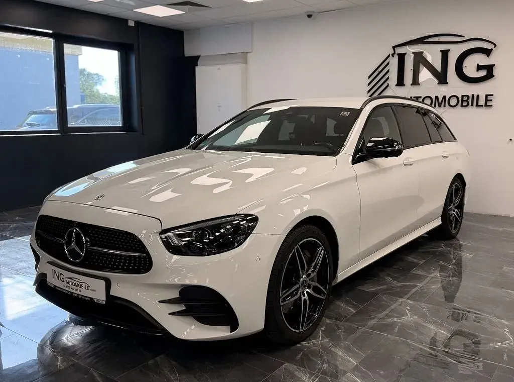 Gebraucht Mercedes E400 AMG 330 PS (242 kW) 2020 Weiß Limousine