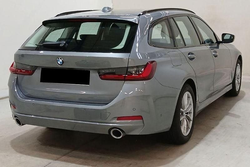 Second-hand BMW 320 190 CP (139 kW) 2024 Gri Berlinǎ