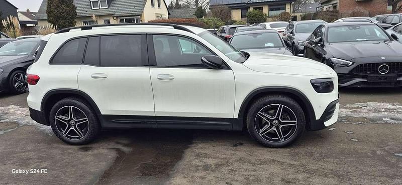 Gebraucht Mercedes GLB200 AMG line 150 PS (110 kW) 2021 Weiß SUV