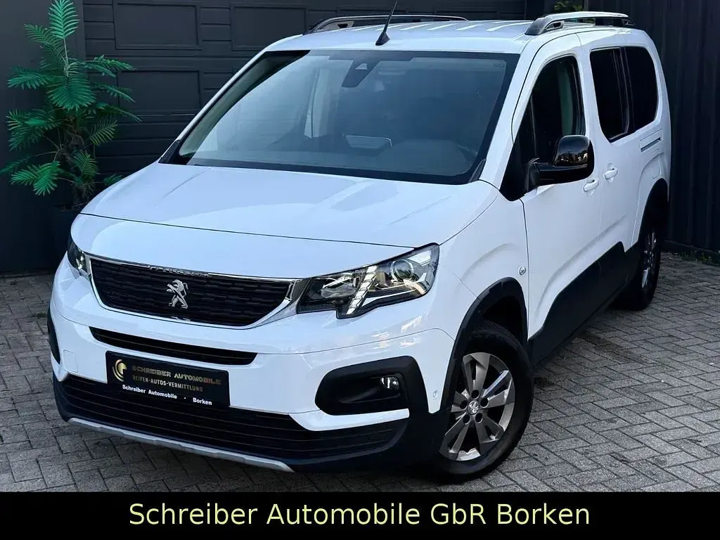 Gebraucht Peugeot Rifter Allure 131 PS (96 kW) 2022 Weiß Van / Kleinbus