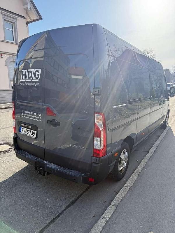Gebraucht Renault Master 179 PS (131 kW) 2021 Grau Van / Kleinbus