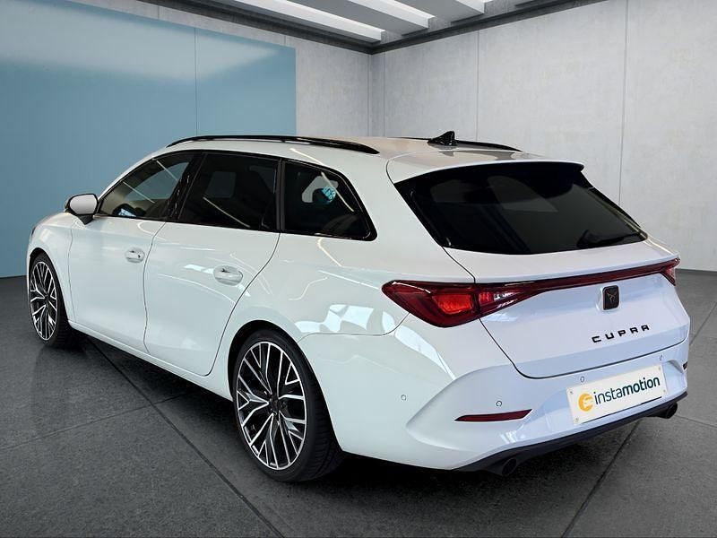 Second-hand Cupra Leon 245 CP (180 kW) 2024 Alb Break