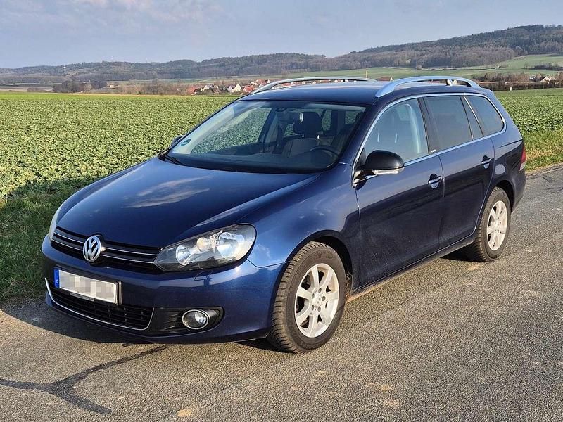Gebraucht VW Golf VI Style 105 PS (77 kW) 2011 Blau Kleinwagen