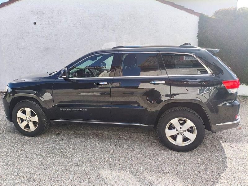Gebraucht Jeep Grand Cherokee Summit 250 PS (183 kW) 2017 Schwarz SUV