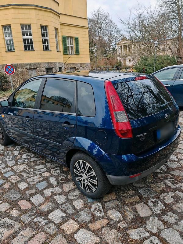Gebraucht Ford Fiesta 60 PS (44 kW) 2005 Blau Kleinwagen